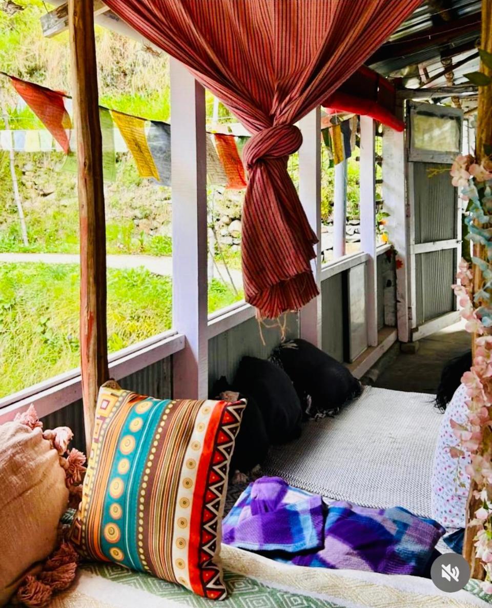 Hostel 360 Degree, Jibhi المظهر الخارجي الصورة