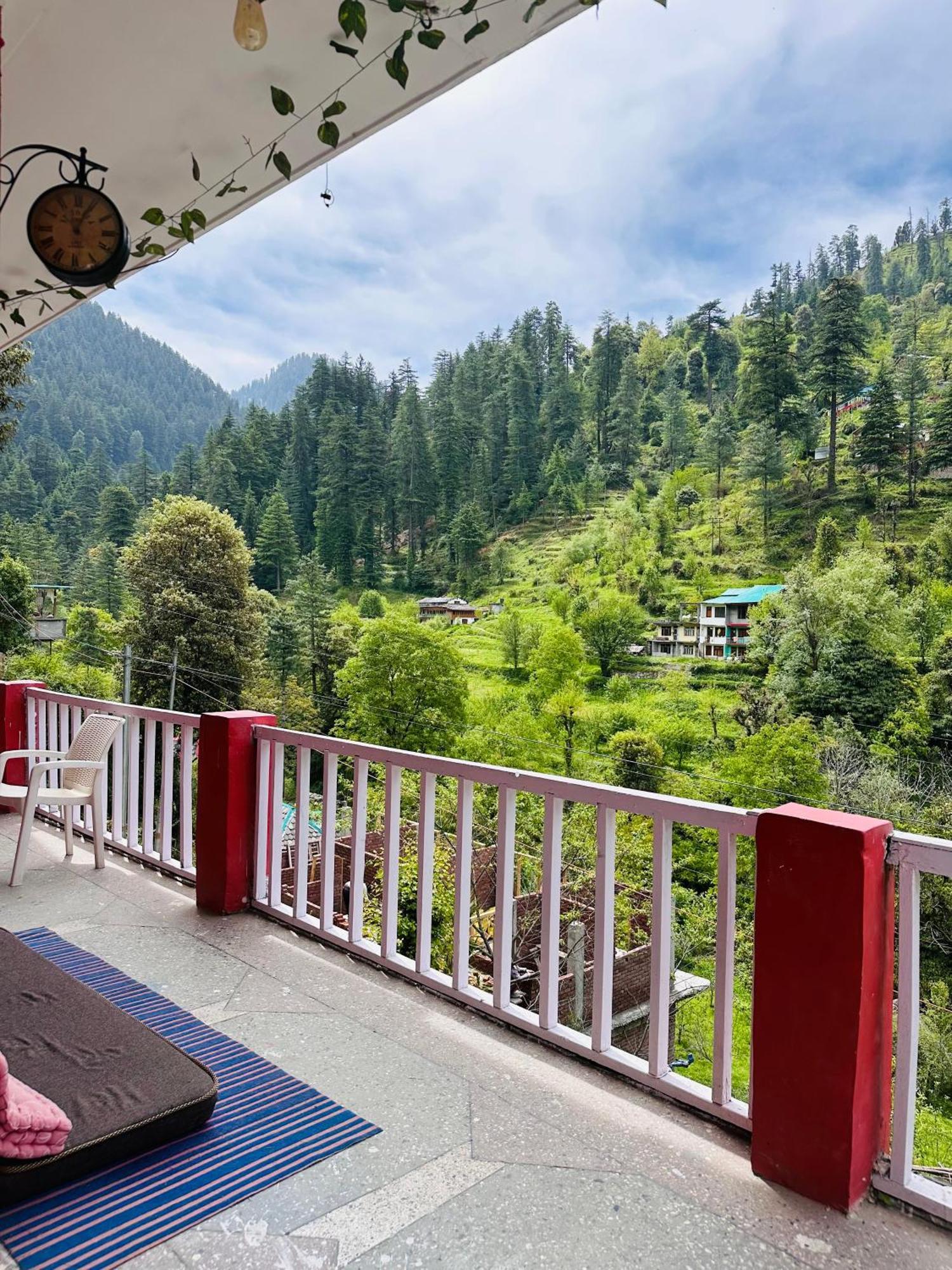 Hostel 360 Degree, Jibhi المظهر الخارجي الصورة